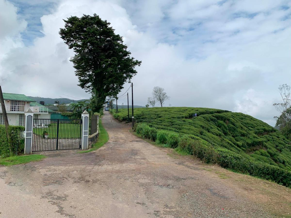 Hotel Aaradhya Nuwara Eliya Extérieur photo