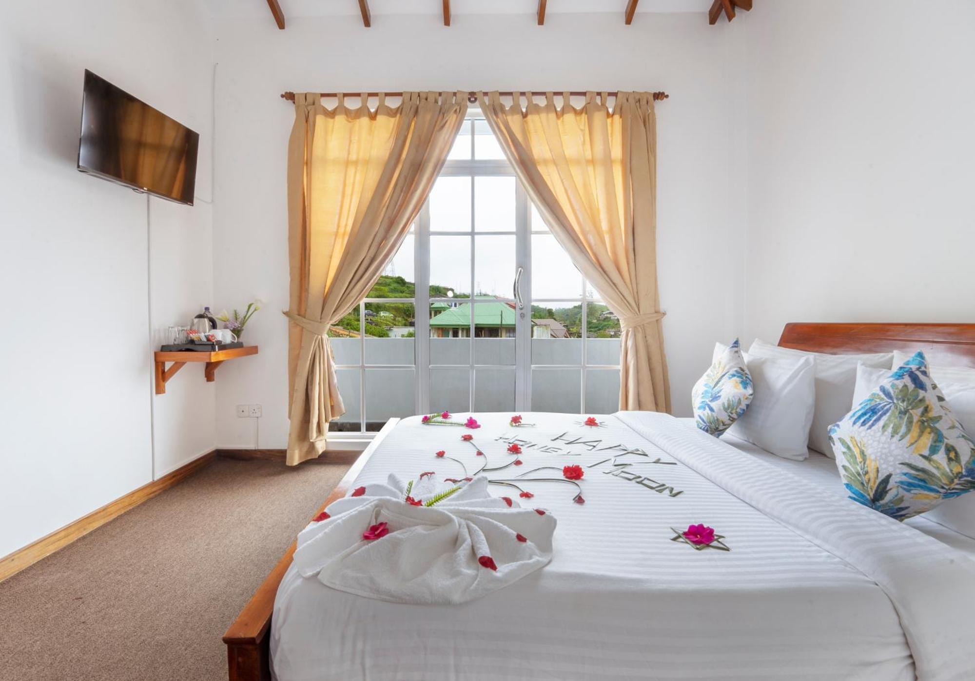 Hotel Aaradhya Nuwara Eliya Extérieur photo