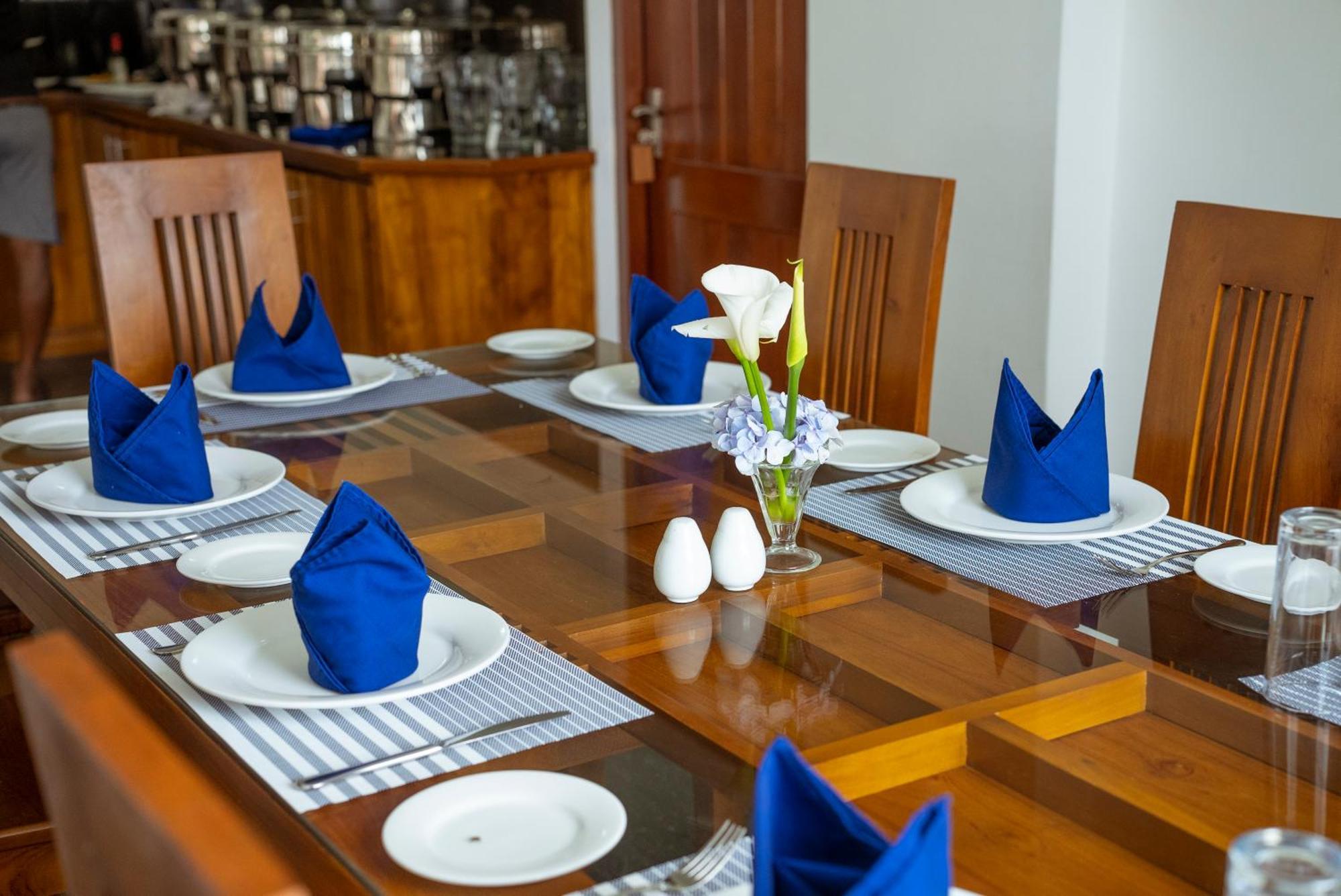 Hotel Aaradhya Nuwara Eliya Extérieur photo