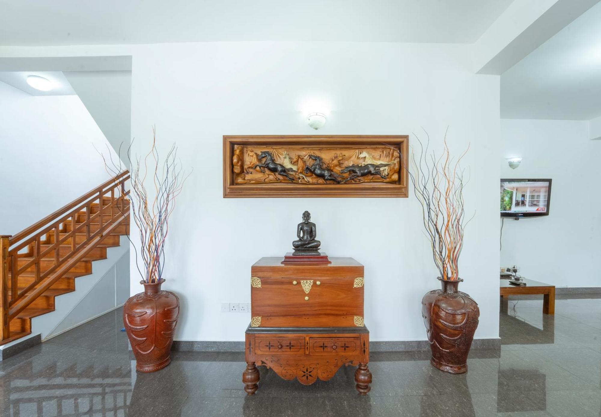 Hotel Aaradhya Nuwara Eliya Extérieur photo